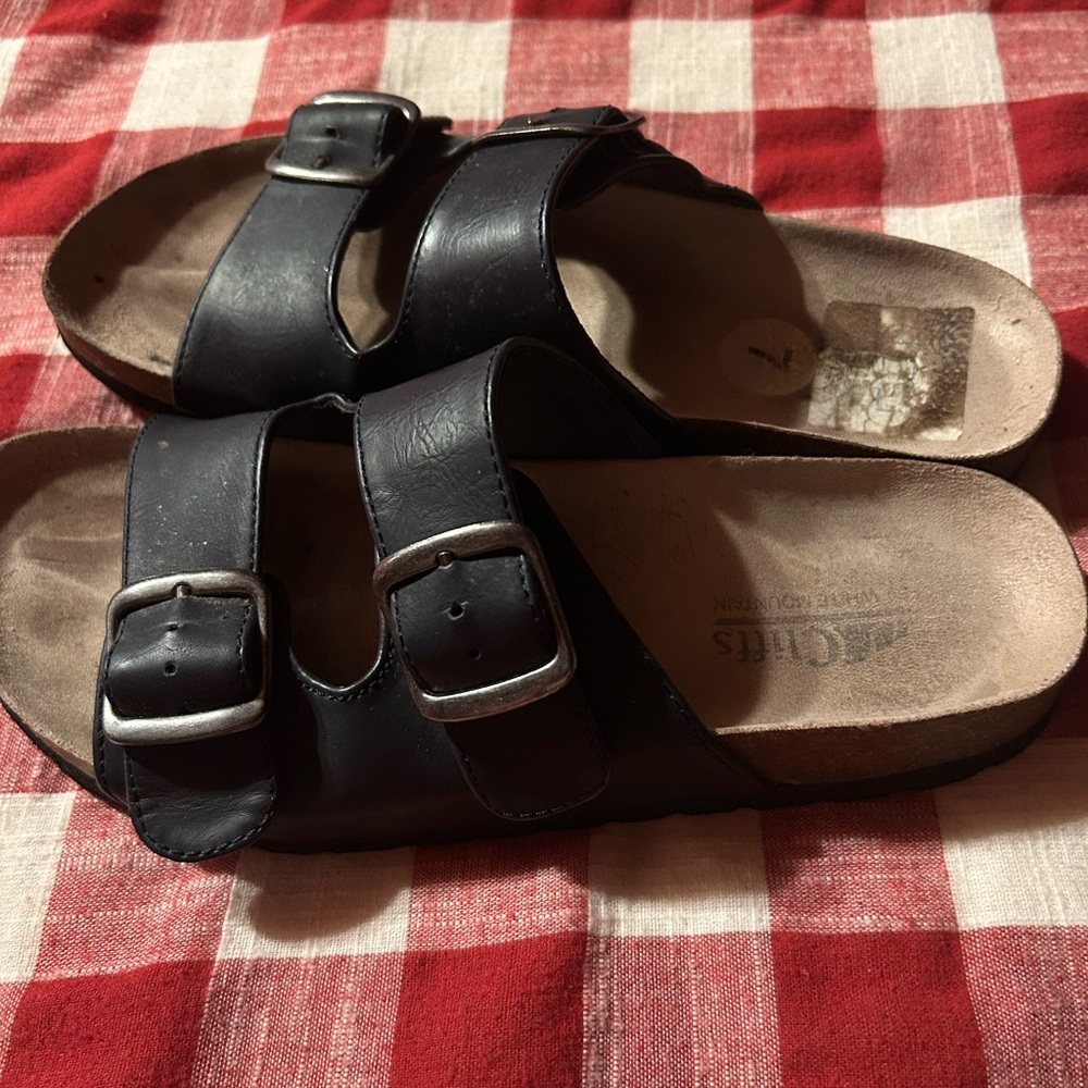 White Mountain navy Leather Slide Sandals
